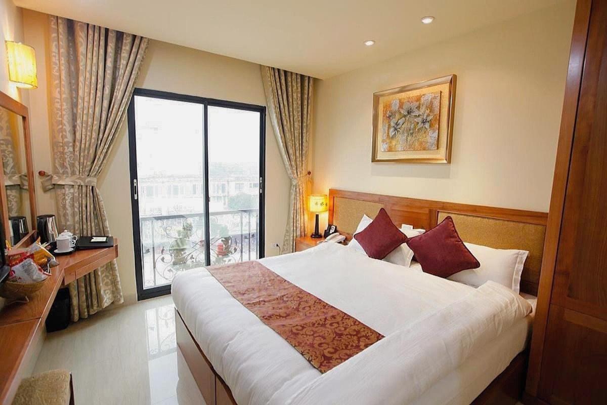 Hanoi B Hotel & Travel - 5 Mins Hoan Kiem Lake Esterno foto